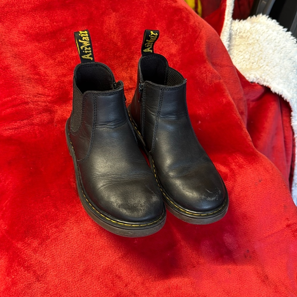 Doc Martin boots no shoelace size 3 kids Dr. Martens